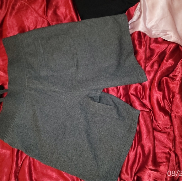 Champion Shorts Medium - Picture 3 of 3